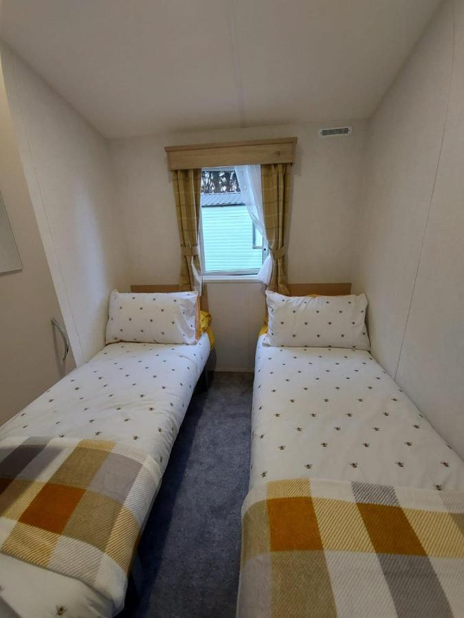 Woofles Luxury Caravan At Knaresborough Lido Eksteriør bilde