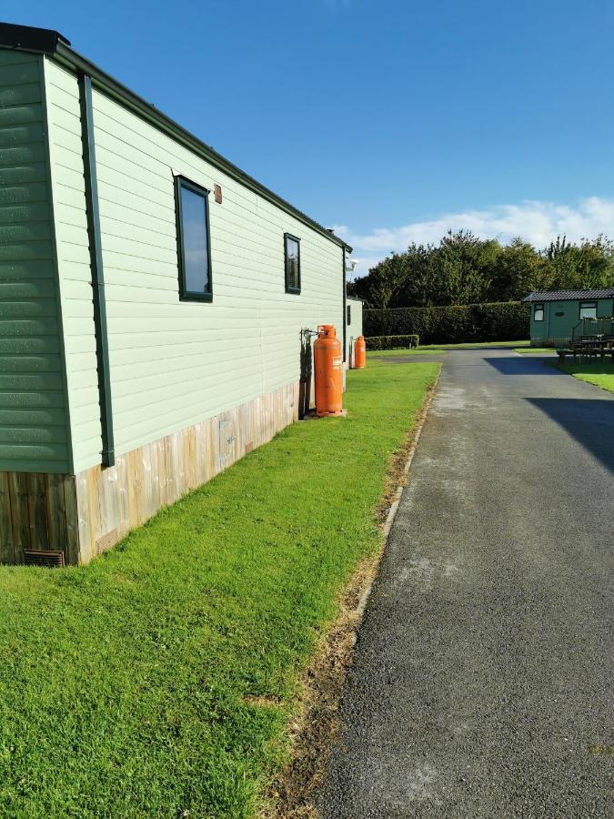 Woofles Luxury Caravan At Knaresborough Lido Eksteriør bilde