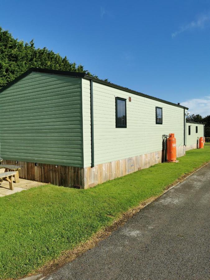 Woofles Luxury Caravan At Knaresborough Lido Eksteriør bilde