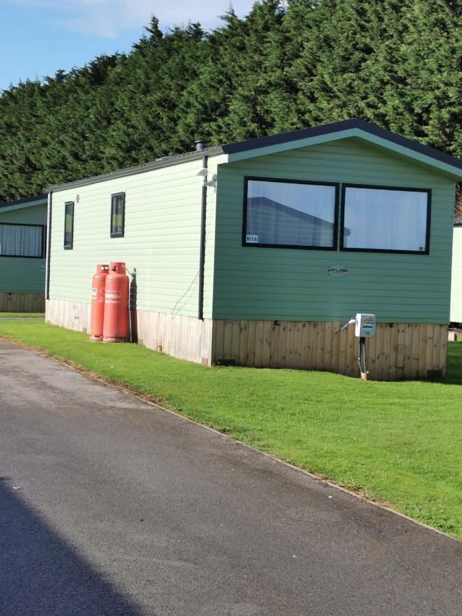 Woofles Luxury Caravan At Knaresborough Lido Eksteriør bilde
