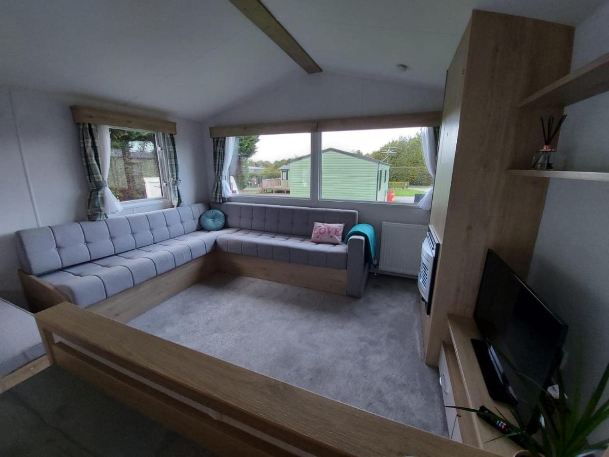 Woofles Luxury Caravan At Knaresborough Lido Eksteriør bilde