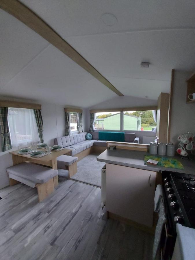 Woofles Luxury Caravan At Knaresborough Lido Eksteriør bilde